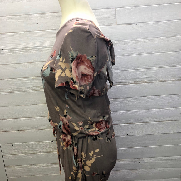 Brown Flowered Print Romper - Picture 2 of 3